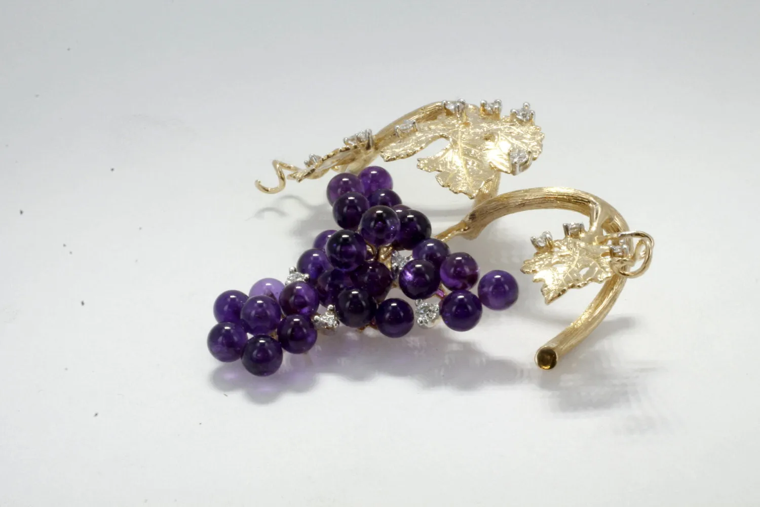 14kt Gold Purple Amethyst and Diamonds Grape Cluster Slide Necklace