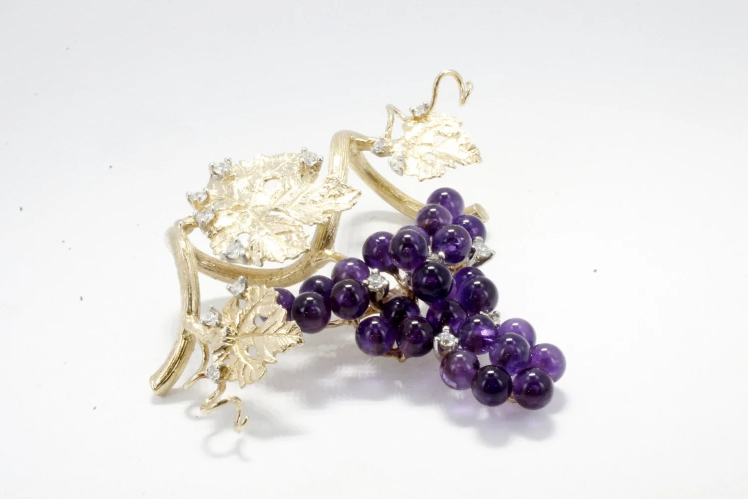 14kt Gold Purple Amethyst and Diamonds Grape Cluster Slide Necklace