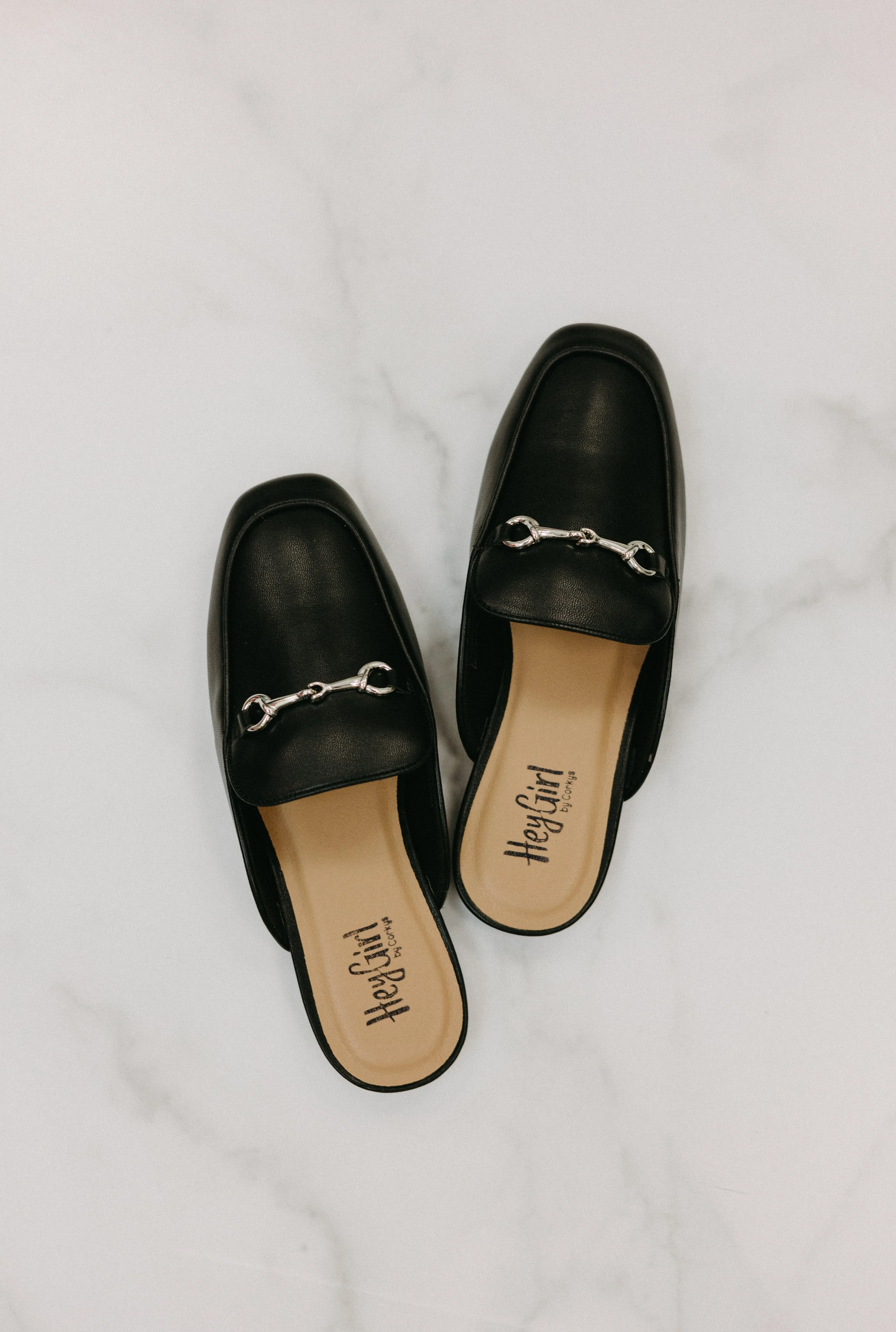 Corky's Charmer - Black