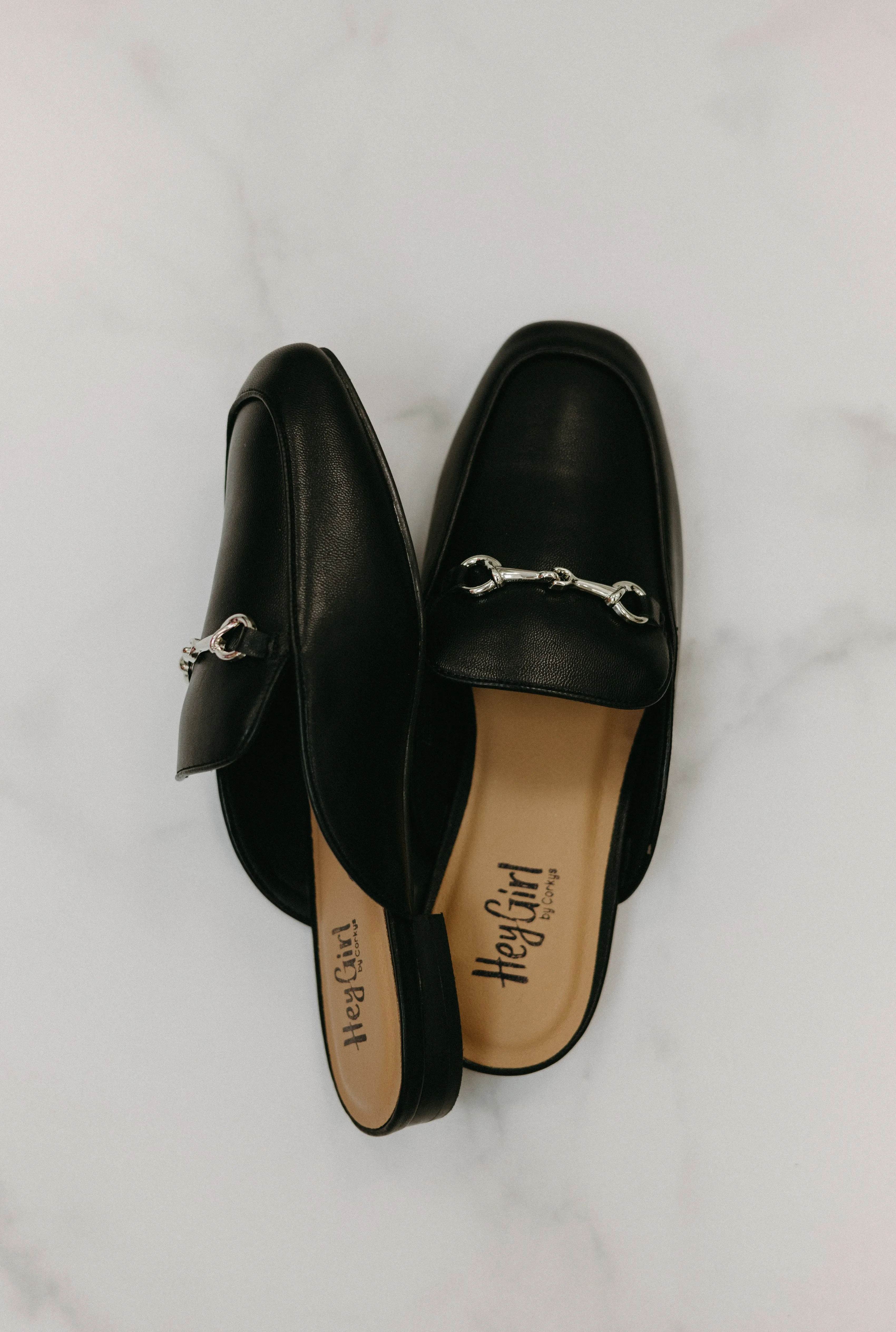Corky's Charmer - Black