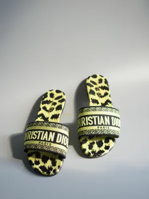 DWAY Slides Leopard Light Green Size 37