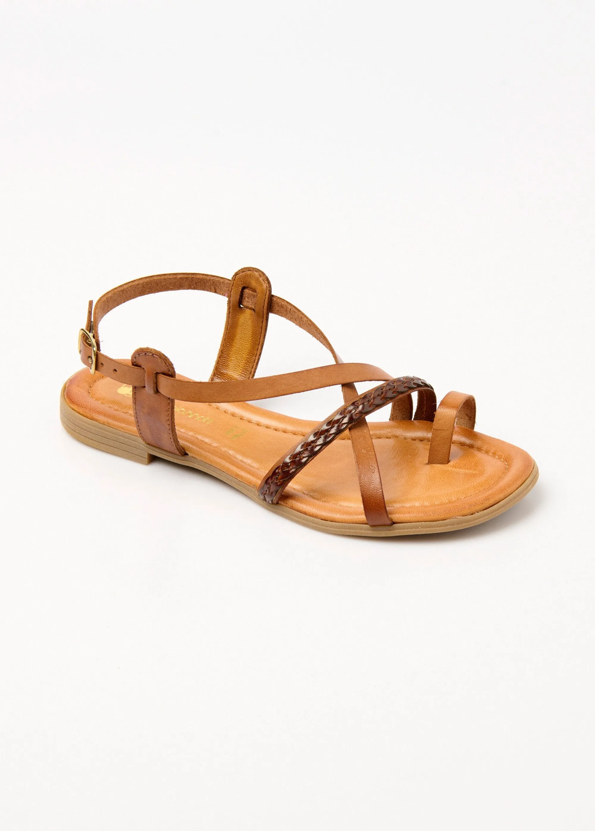 Flat leather sandals with multiple straps