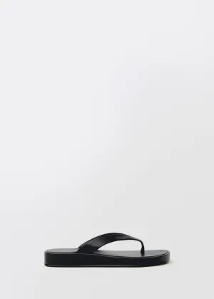 Leather straps sandals
