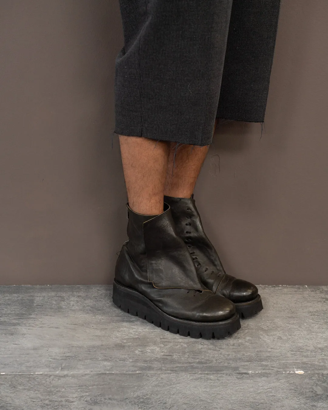 PORTAILLE HORSE LEATHER CROSS STRAP BOOTS (EU 43)