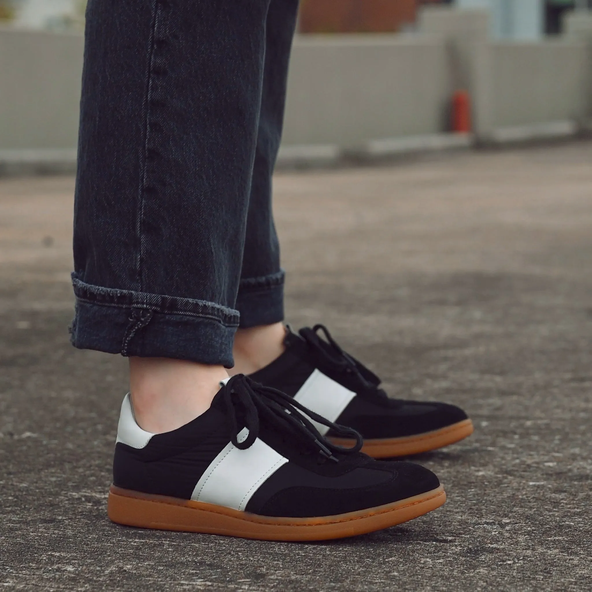 RUBY - BLACK - LEATHER