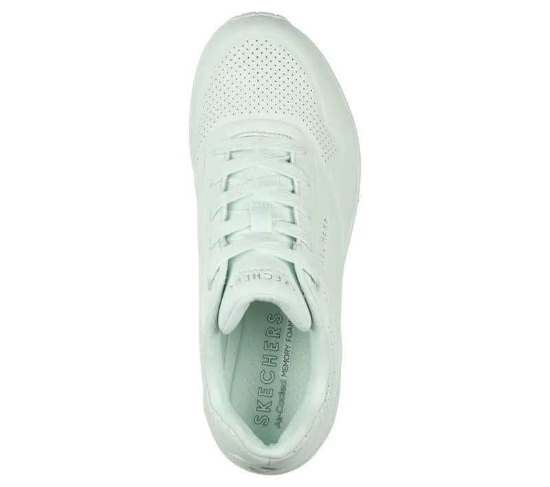 Skechers 155359 Frosty Kicks Sneakers für Damen mit weiter Passform