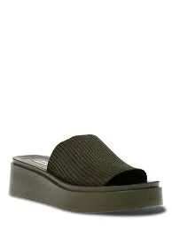 Steve Madden Balanced Black Slides