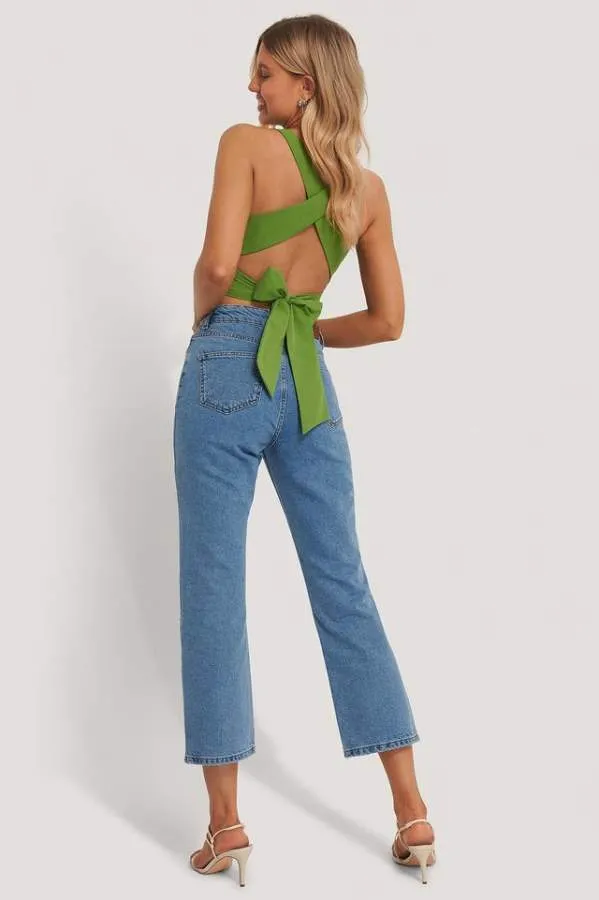 Straight Fit Mid-Rise Clean Look Stretchable Jeans