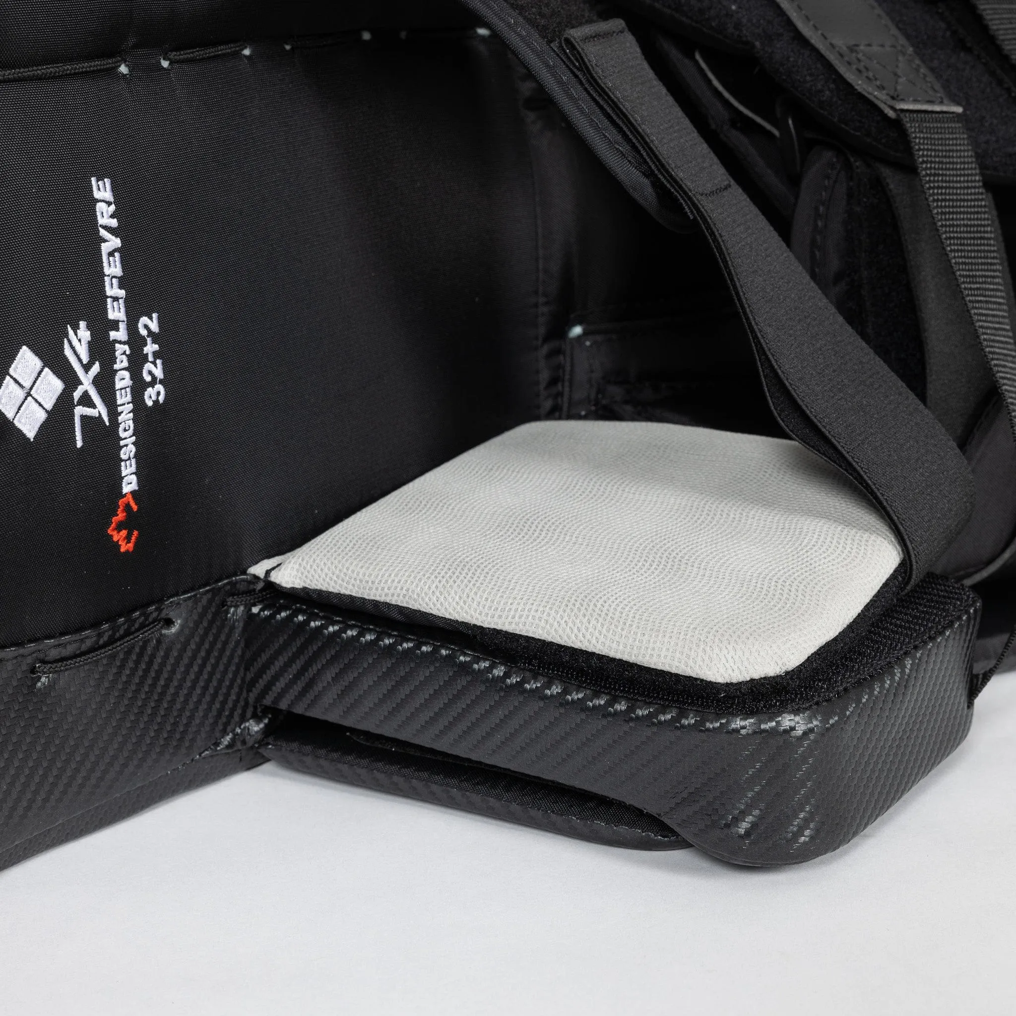 TRUE HZRDUS 7X4 Senior Goalie Leg Pads