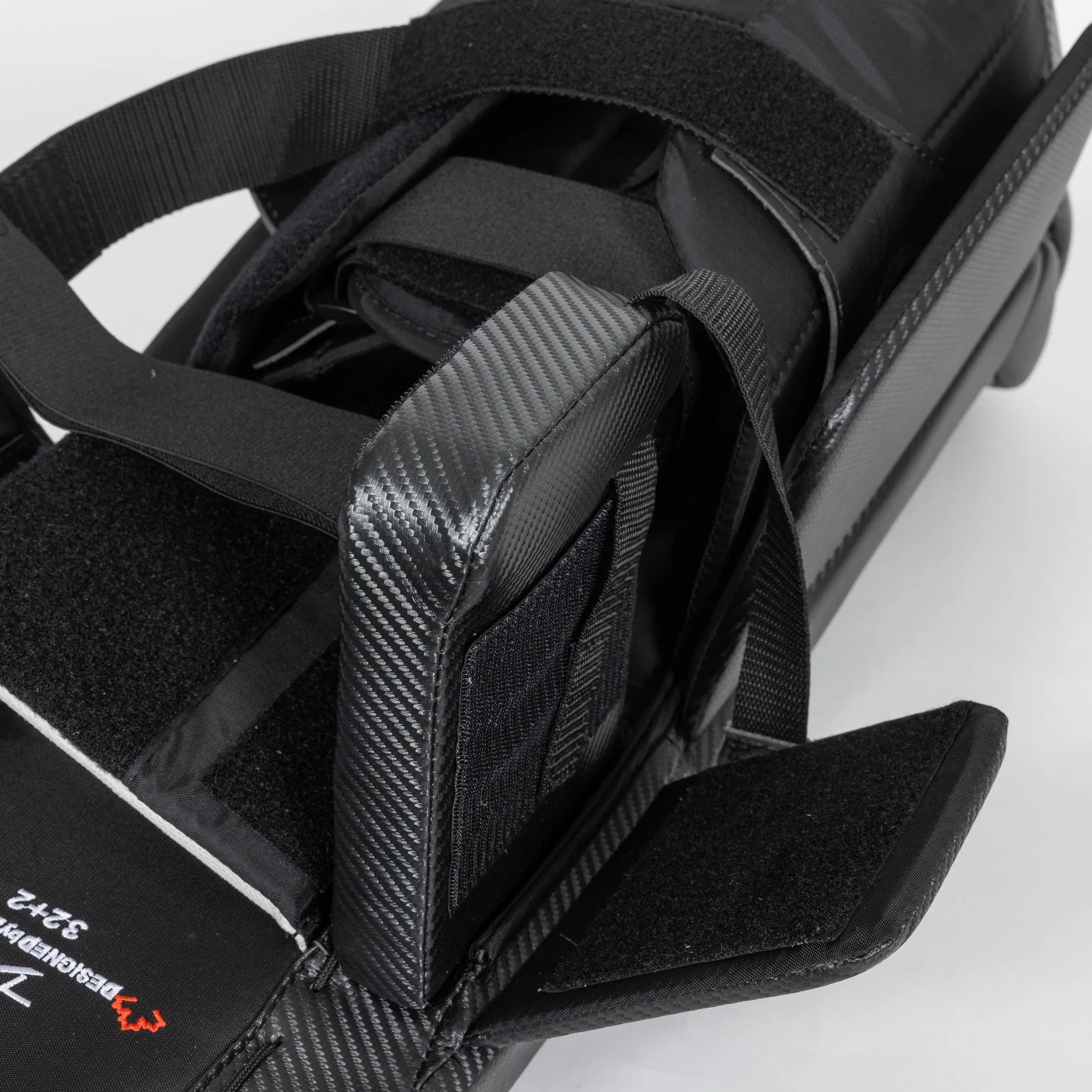 TRUE HZRDUS 7X4 Senior Goalie Leg Pads
