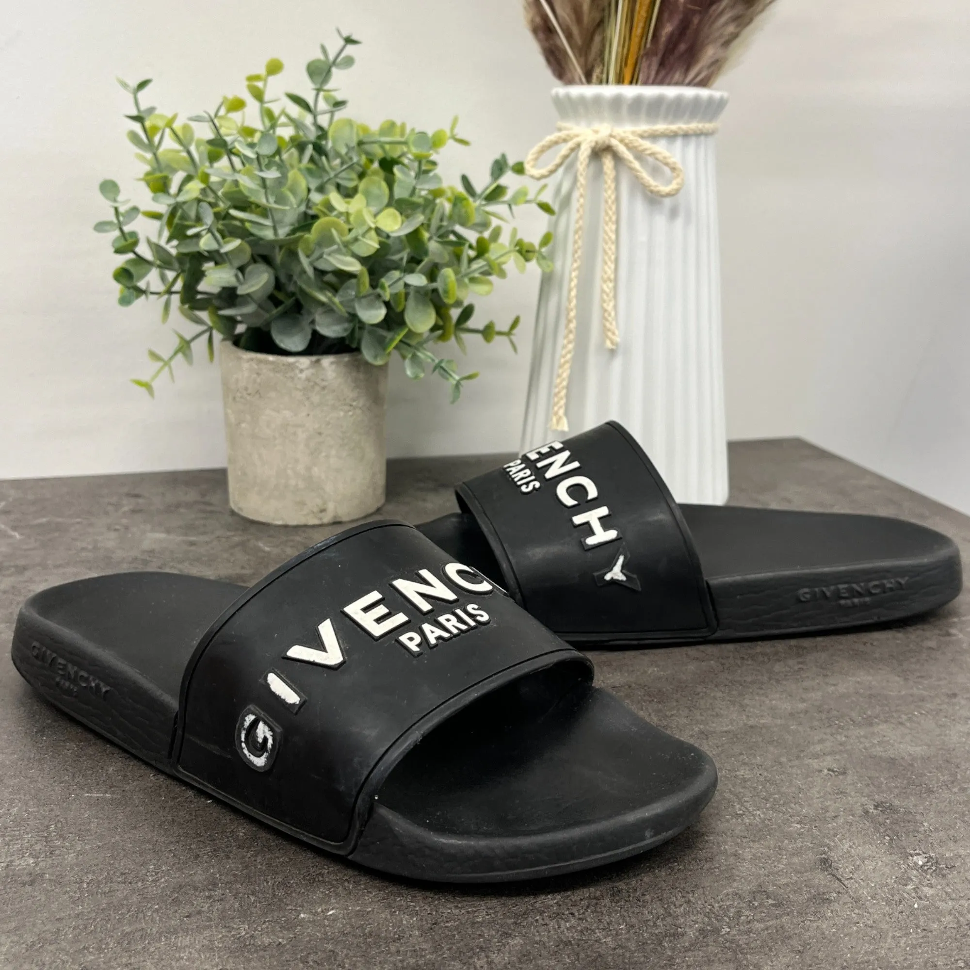 Women's Logo Slides Black Size EU 37 / UK 4
