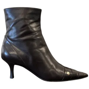 Women's Pointed Toe Logo Ankle Boots Brown Size EU 36 / UK 3